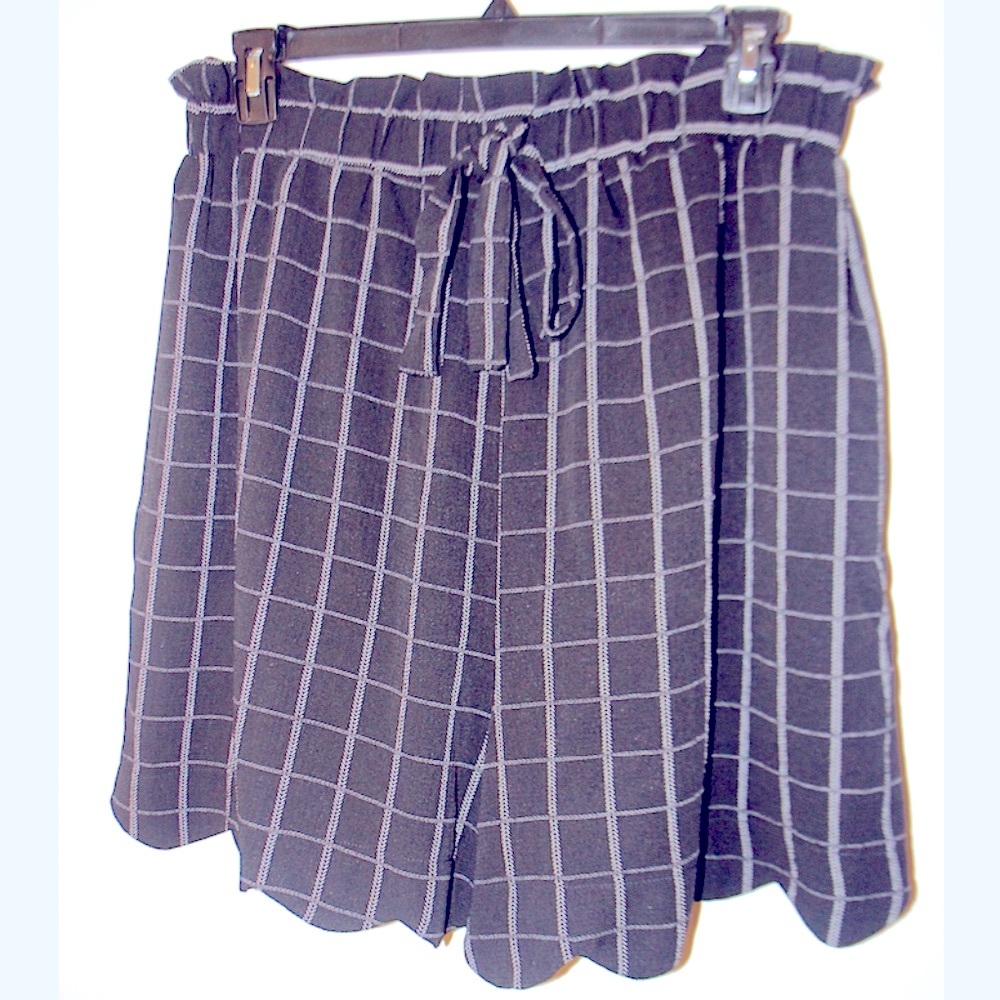 $8 sale Monteau Trendy plus size shorts size 1X - Picture 3 of 5